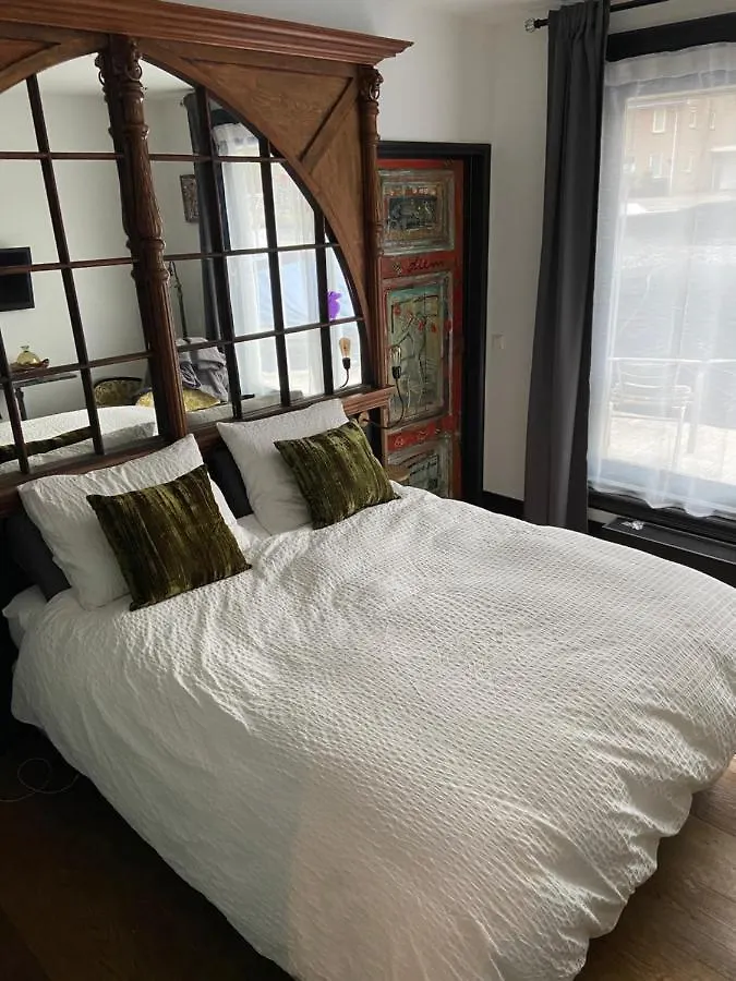Bed and Breakfast Morpheus Amsterdam Frühstückspension